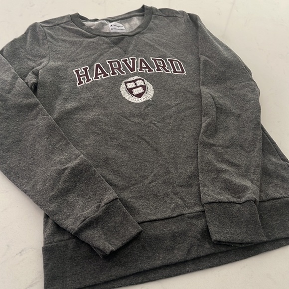 Harvard Sweatshirt size Medium in grey. - Picture 2 of 8